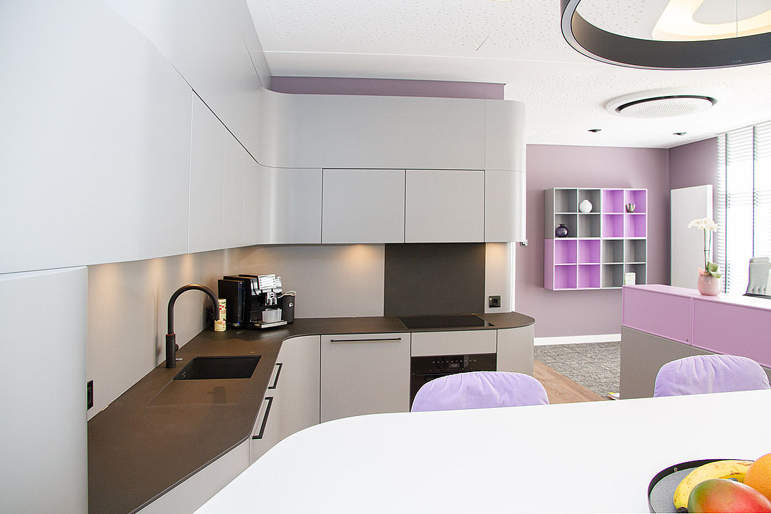 Laminam Calce Nero – Küchen Projekt